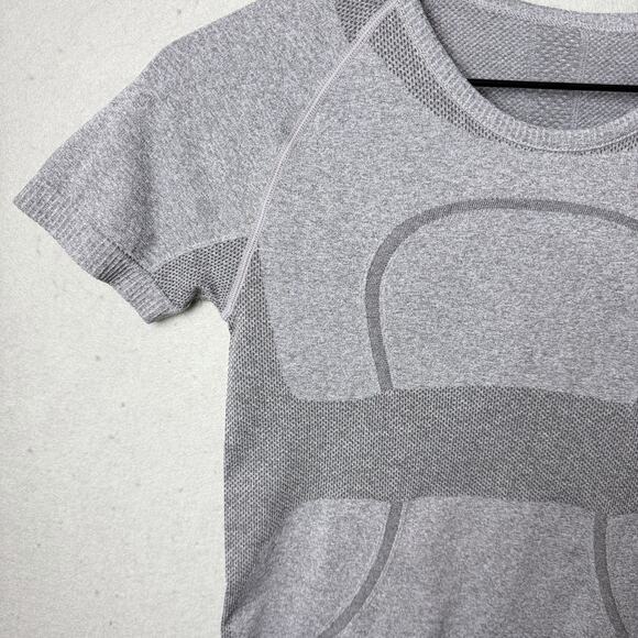Lululemon Swiftly Tech Short Sleeve 2.0 *Race Length Heathered Gray - Picture 5 of 8
